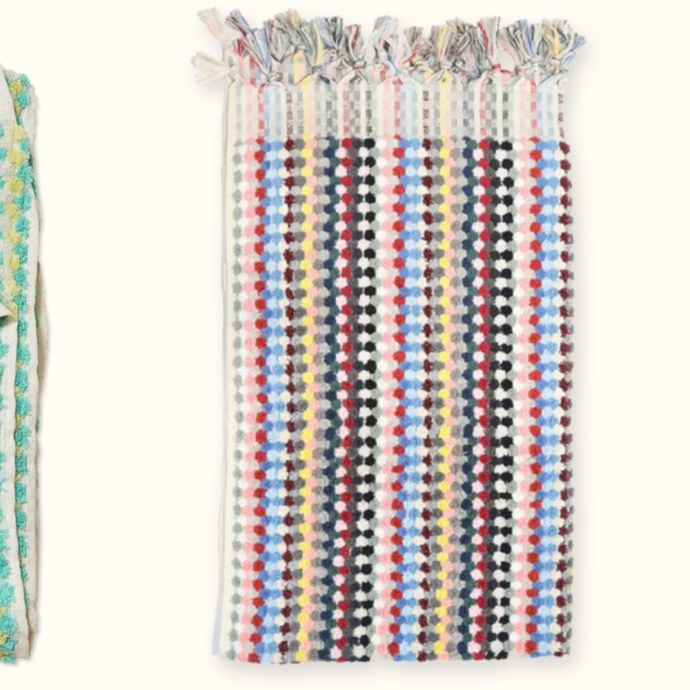 4 Bathing culture hand towels